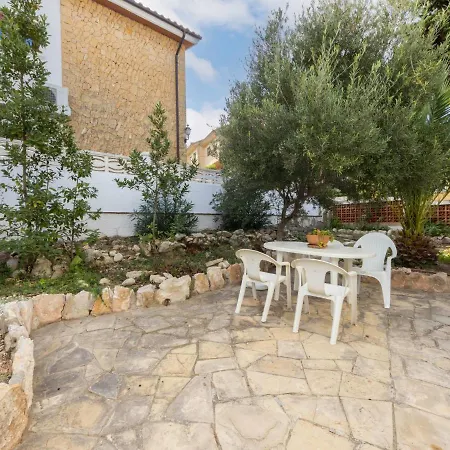 Holiday home Holiday L'amagatella By Interhome *